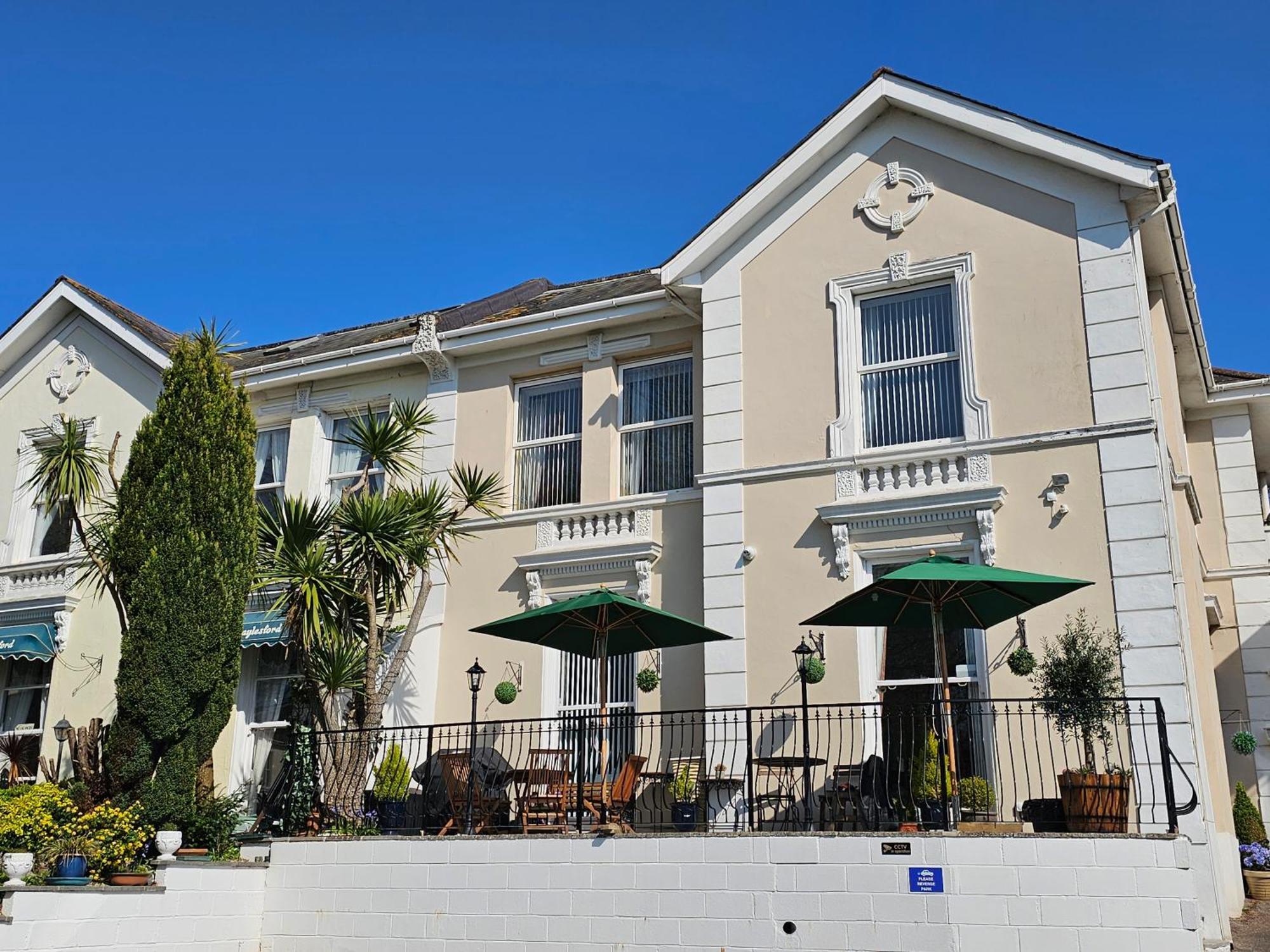 Melba House (Adults Only) Bed & Breakfast Torquay Exterior photo