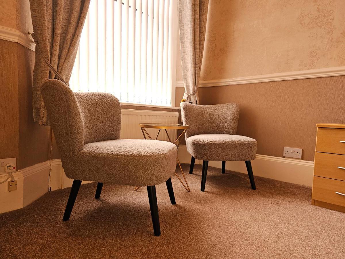 Melba House (Adults Only) Bed & Breakfast Torquay Exterior photo